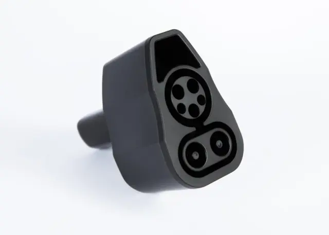 Electric Vehicle (Ev) DC Adapter - Kia (XAH68-AK300)